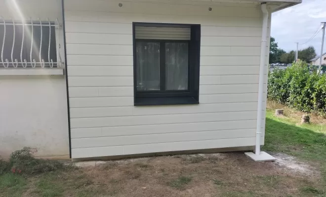 Pose d'un bardage PVC à Guémené-Penfao, Nantes, BS Charpente Bois